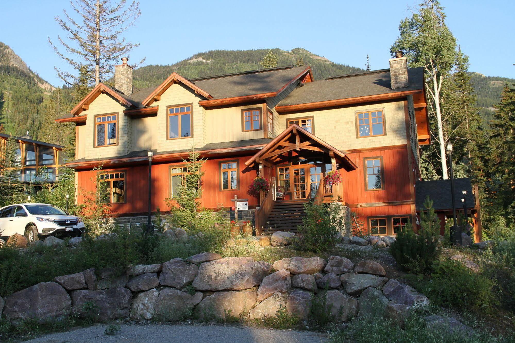 Copper Horse Lodge 골든 외부 사진